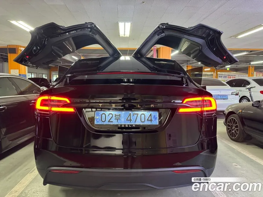 Tesla Model X 2023 из KR, фото 2