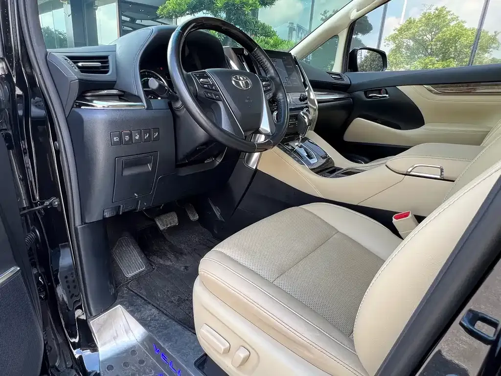 Toyota Vellfire 2022 из CN, фото 2