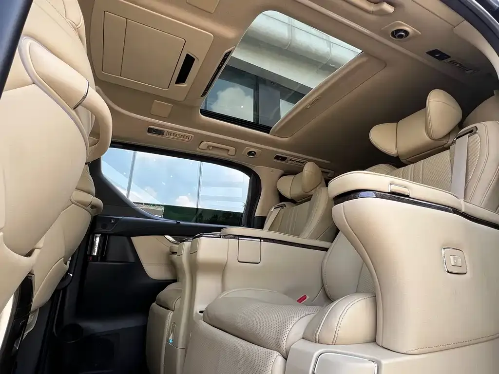 Toyota Vellfire 2022 из CN, фото 5