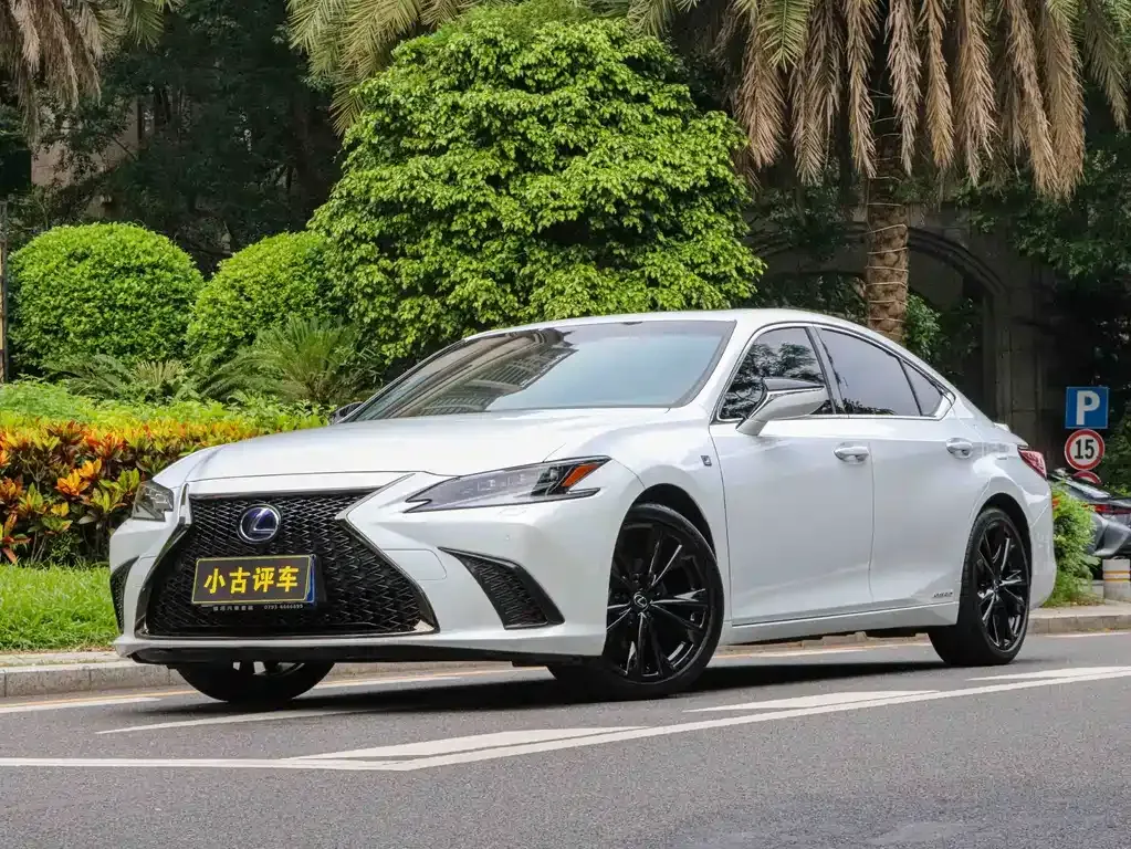 Lexus ES 2022 из CN, фото 1