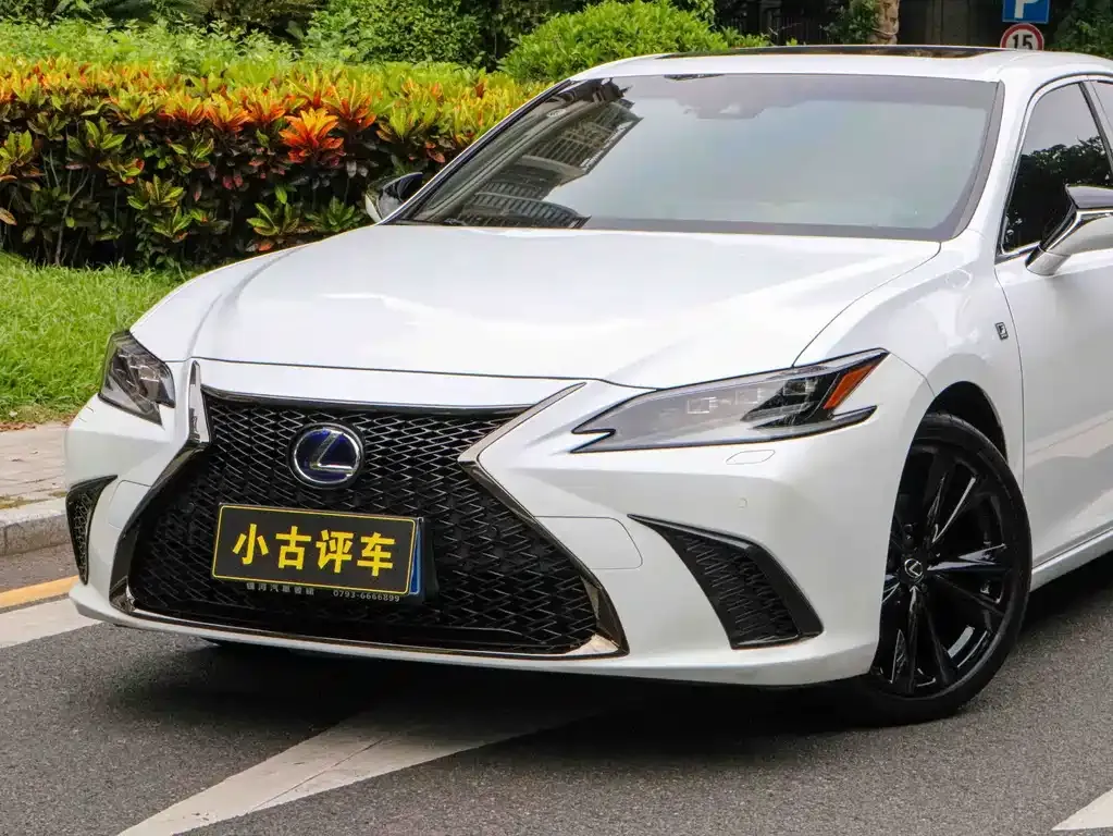 Lexus ES 2022 из CN, фото 3