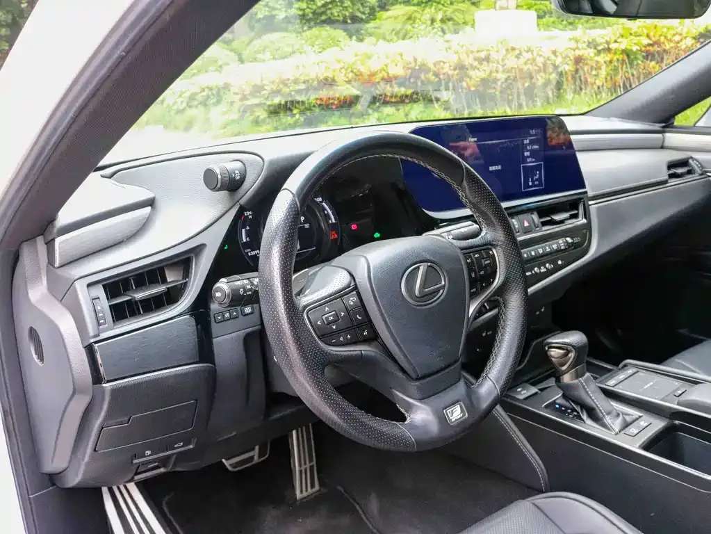 Lexus ES 2022 из CN, фото 5