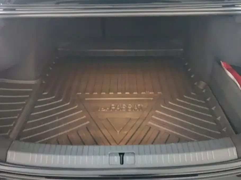 Volkswagen Passat 2025 из CN, фото 4