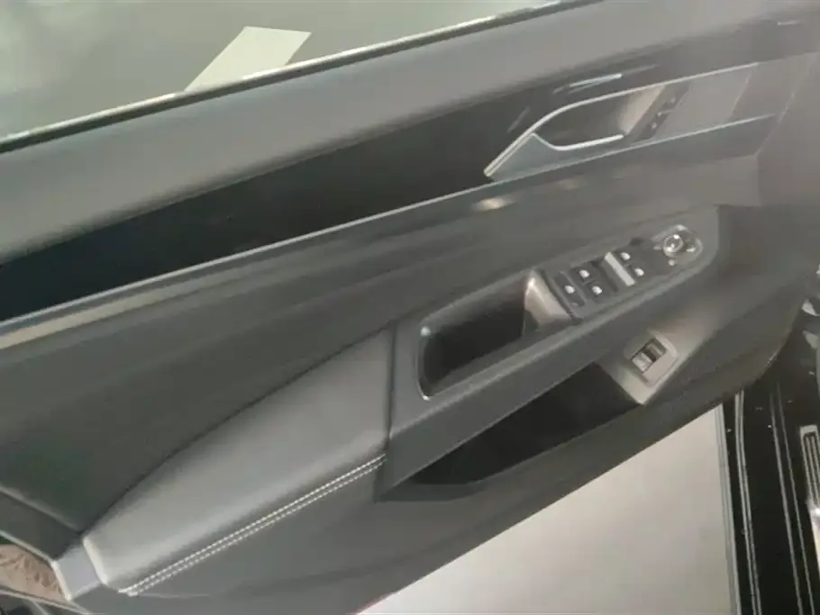 Volkswagen Passat 2025 из CN, фото 7