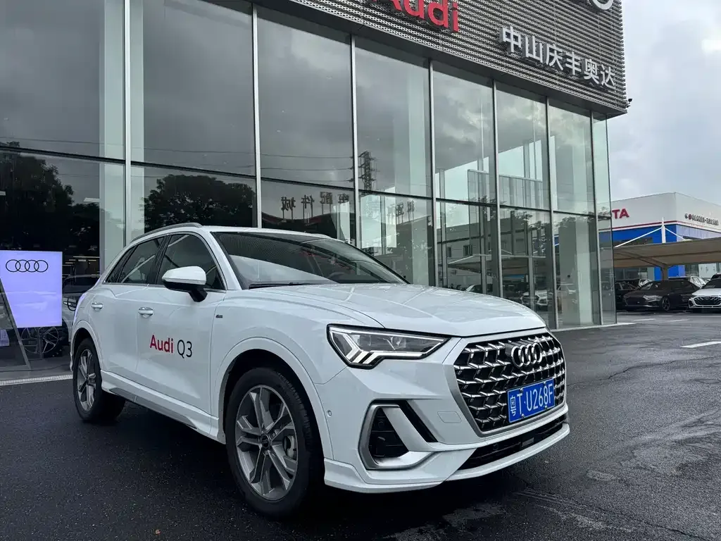 Audi Q3 2024 из CN, фото 3