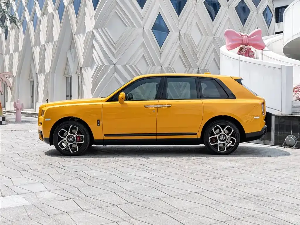 Rolls-Royce Cullinan 2023 из CN, фото 7