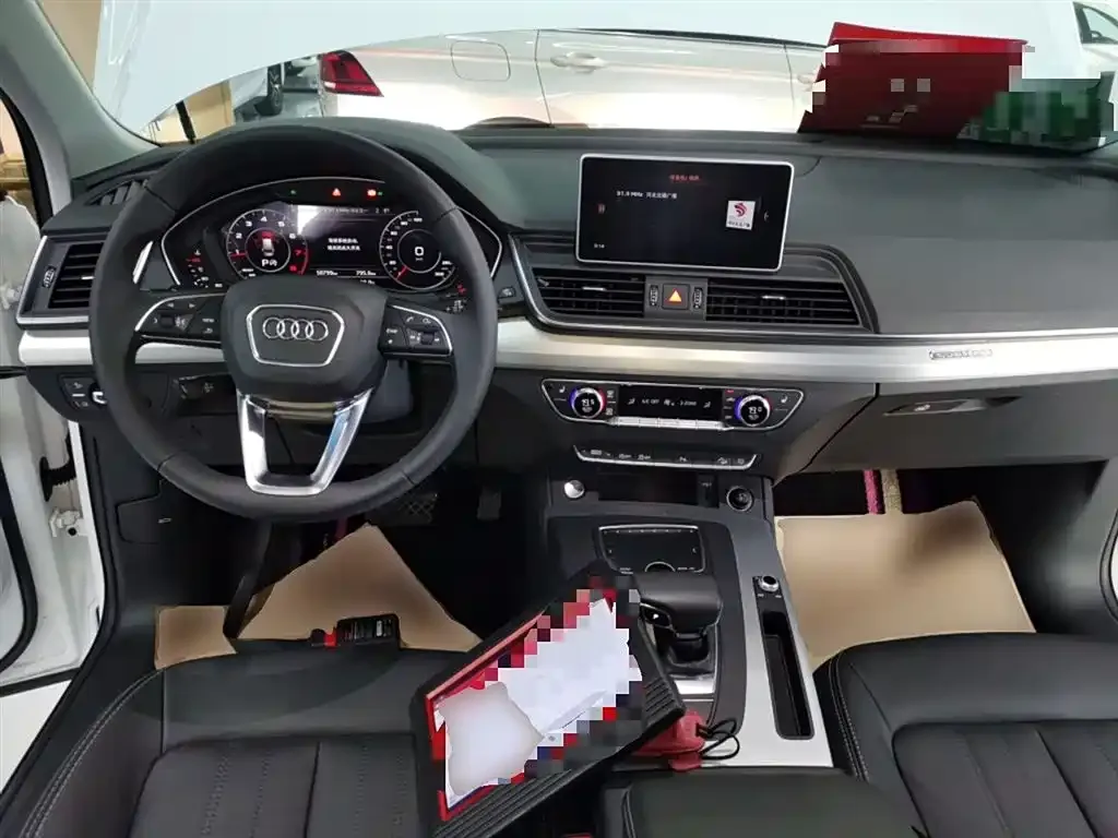 Audi Q5L 2021 из CN, фото 10