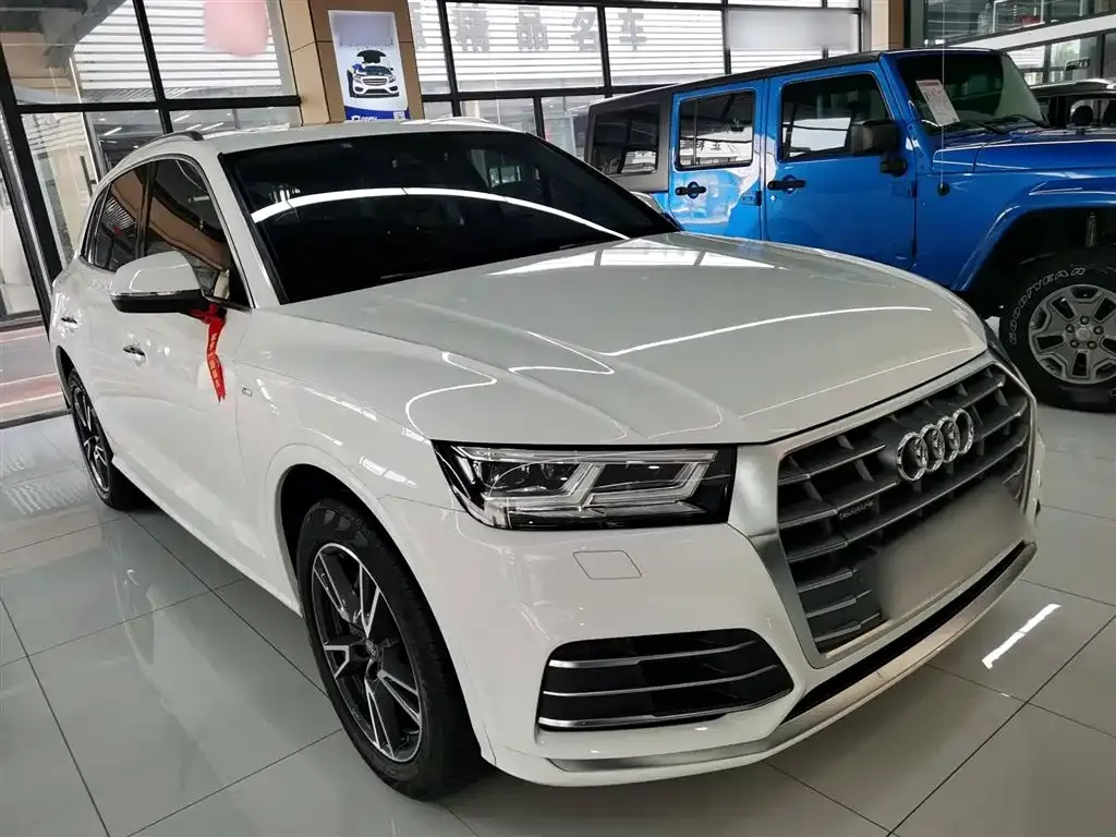 Audi Q5L 2021 из CN, фото 4