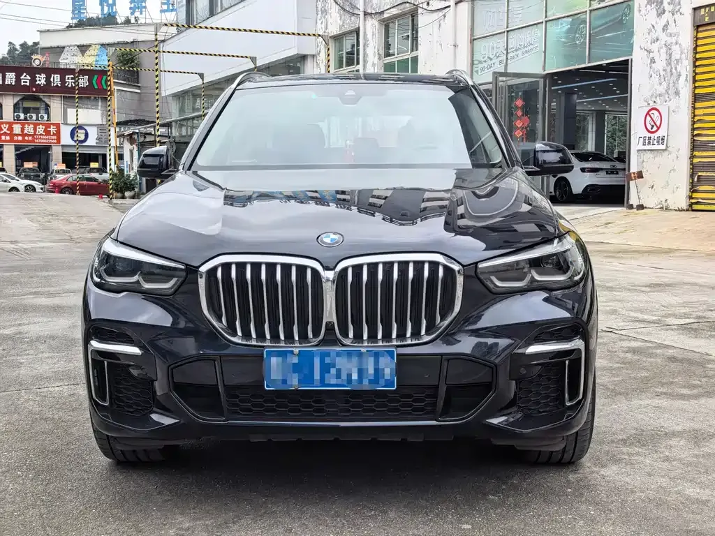 BMW X5 — фото 2