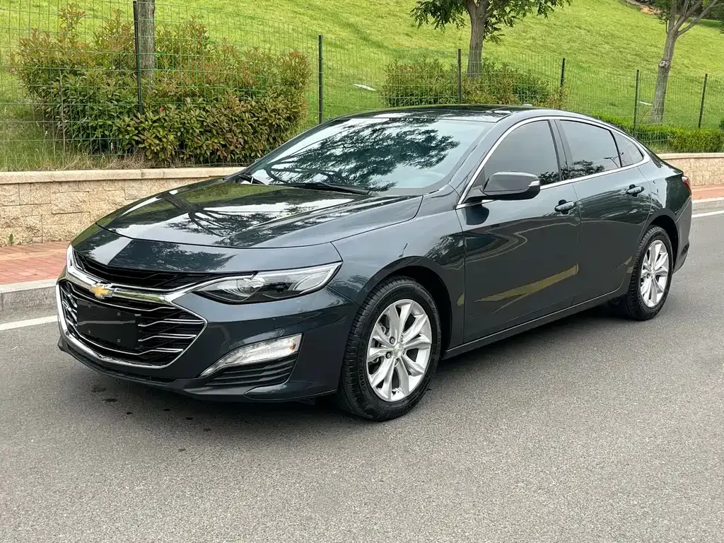 Chevrolet Malibu XL — фото 1