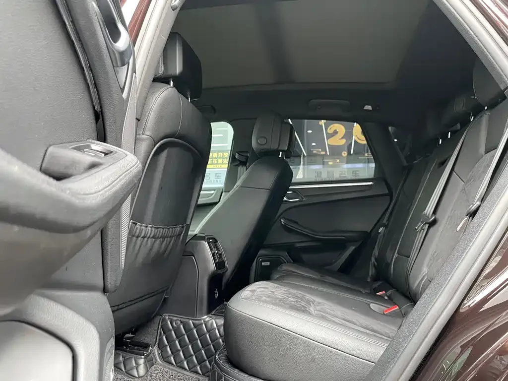 Porsche Macan 2021 из CN, фото 9