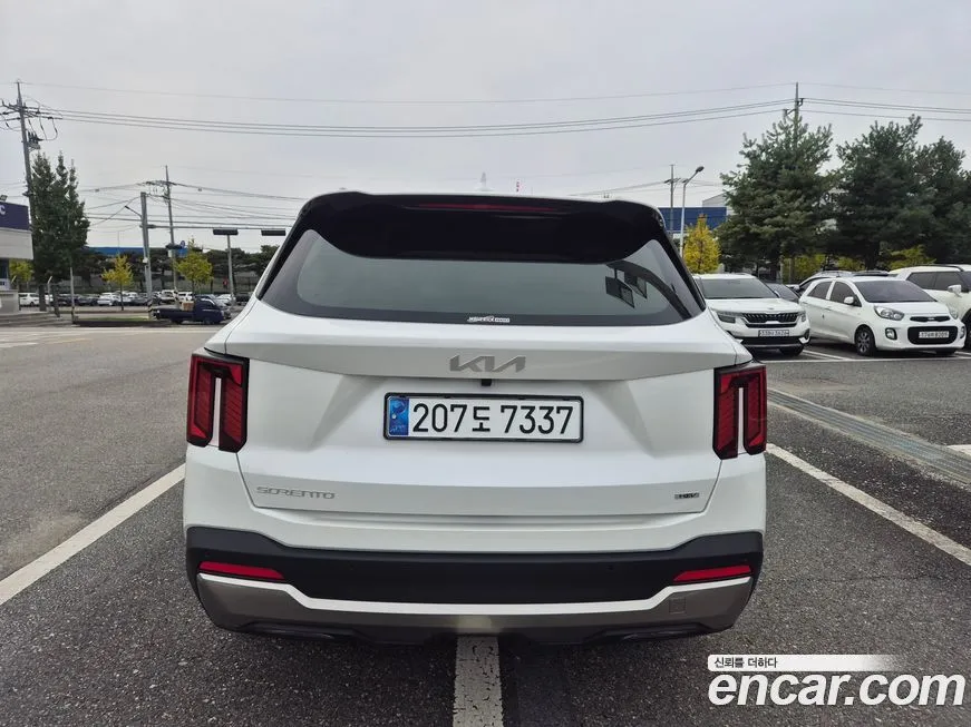 Kia Sorento — фото 4