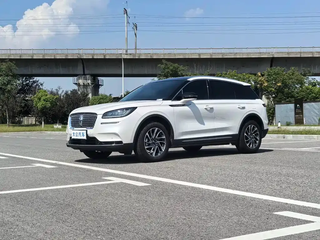 Lincoln Corsair 2022 из CN, фото 1