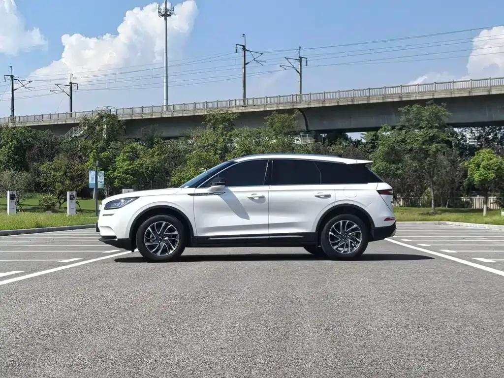 Lincoln Corsair 2022 из CN, фото 3
