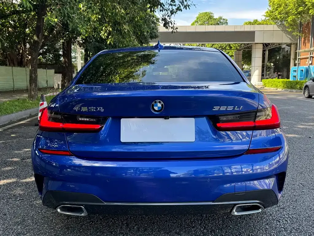 BMW 3 Series 2022 из CN, фото 5