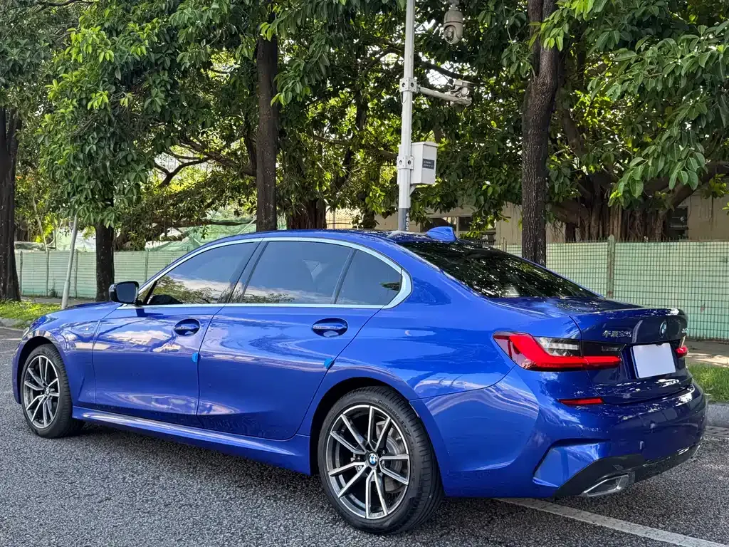 BMW 3 Series 2022 из CN, фото 6