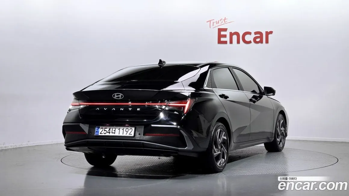 Hyundai AVANTE — фото 2