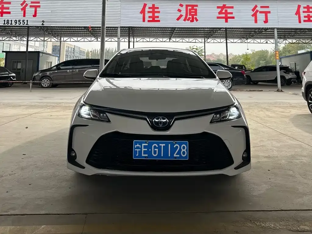 Toyota Corolla 2023 из CN, фото 2
