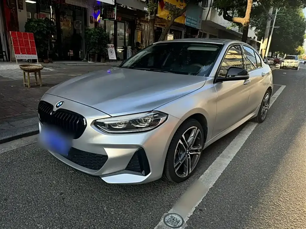 BMW 1 Series 2021 из CN, фото 2