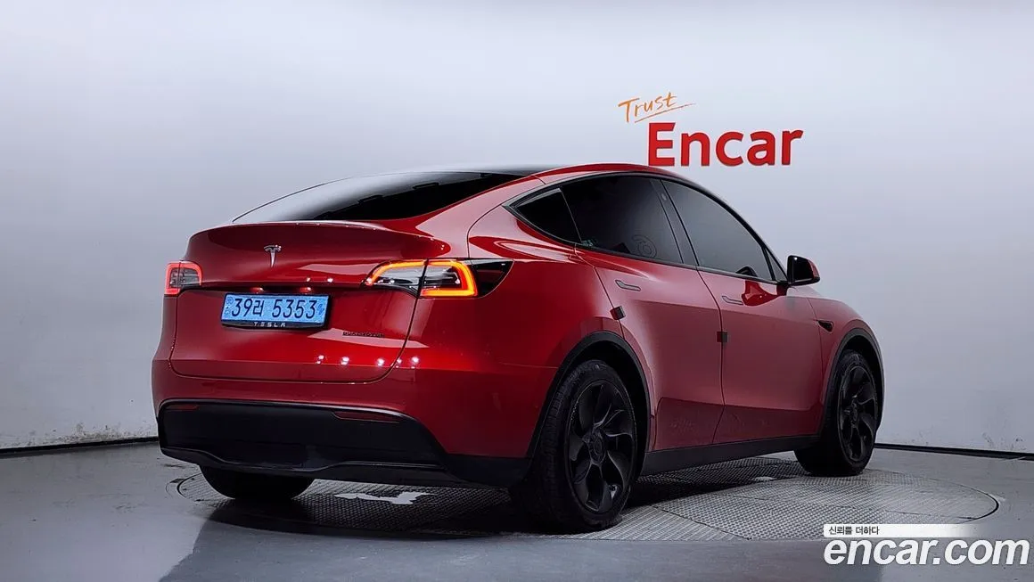 Tesla Model Y 2021 из KR, фото 2