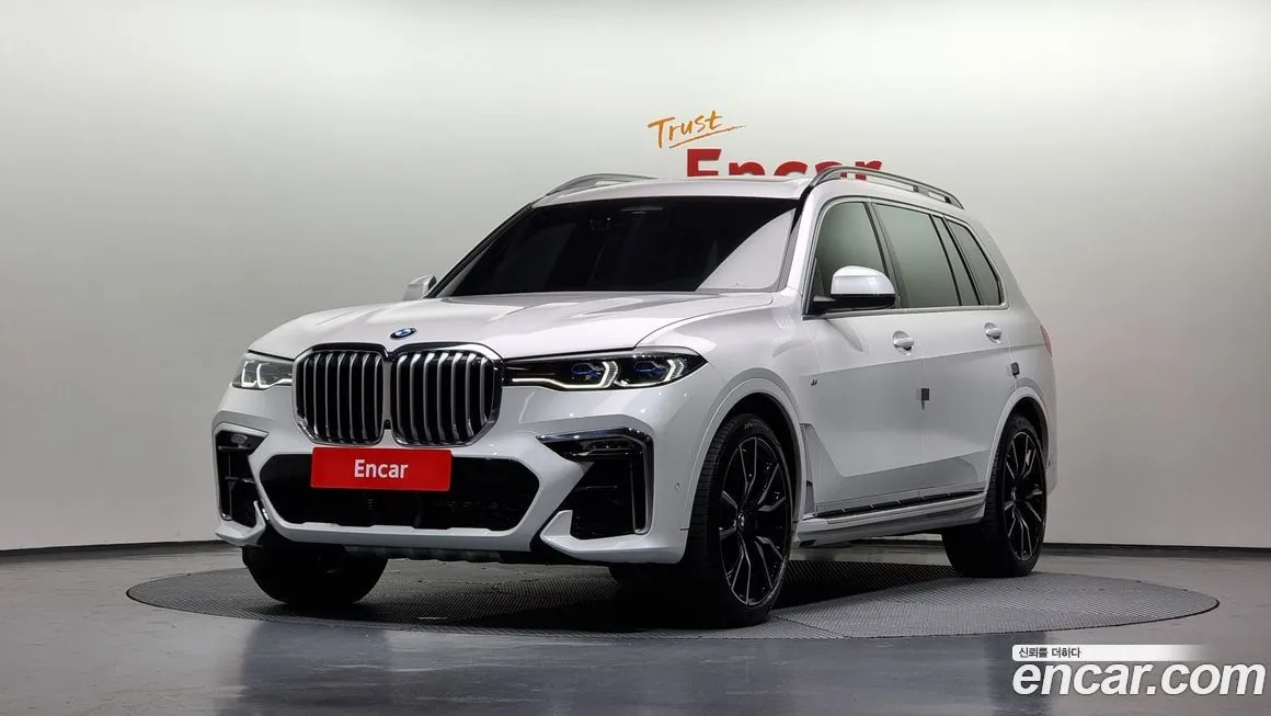 BMW X7 — фото 1