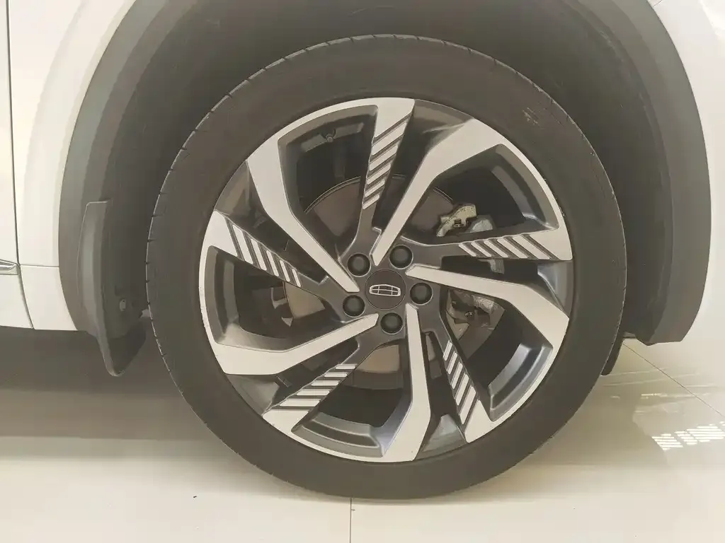 Geely Xingyue L 2023 из CN, фото 5