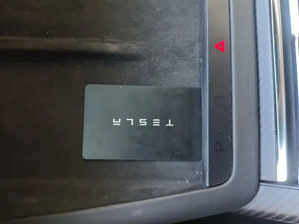 Tesla Model X 2023 из CN, фото 9