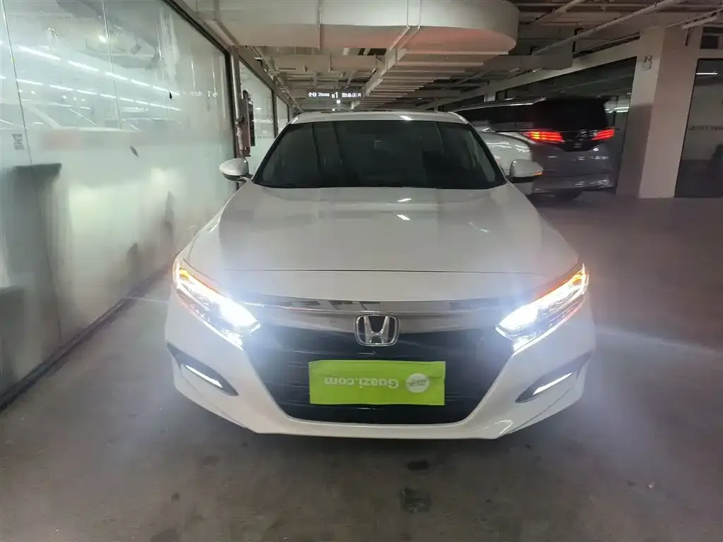 Honda Accord 2021 из CN, фото 3
