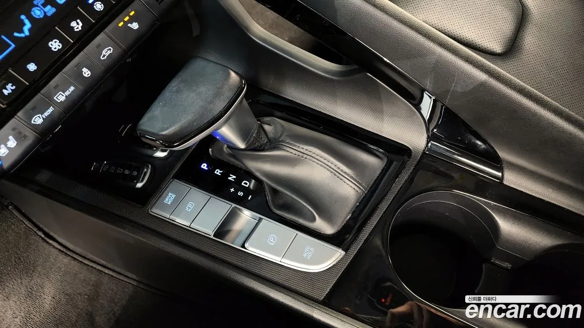 Hyundai AVANTE — фото 9