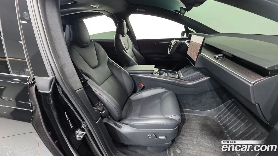 Tesla Model X 2023 из KR, фото 10