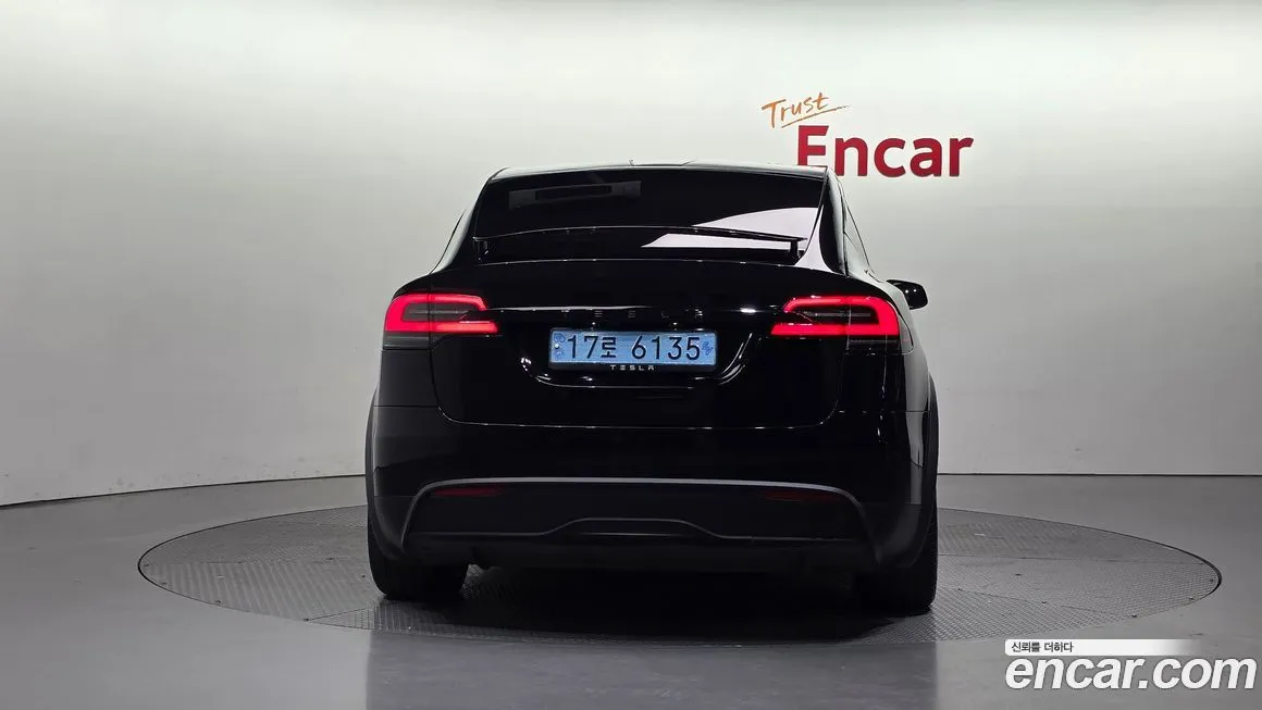 Tesla Model X 2023 из KR, фото 4