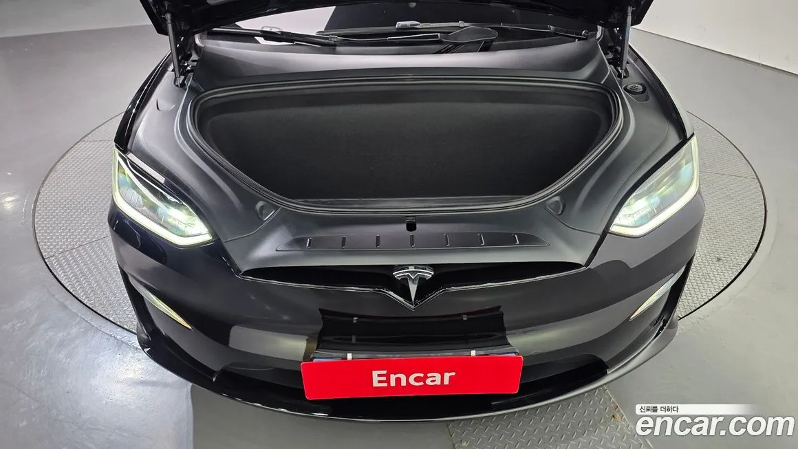 Tesla Model X 2023 из KR, фото 6