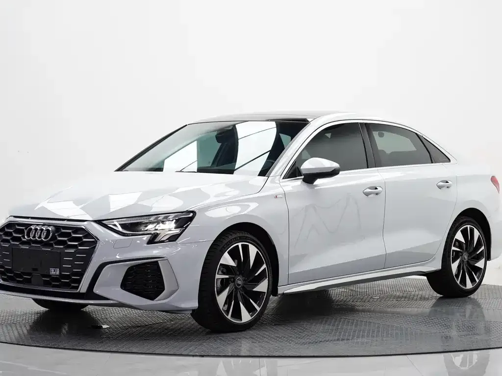 Audi A3 2022 из CN, фото 1
