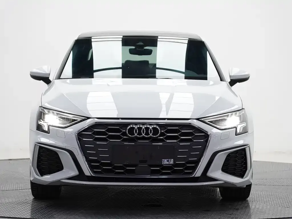 Audi A3 2022 из CN, фото 2