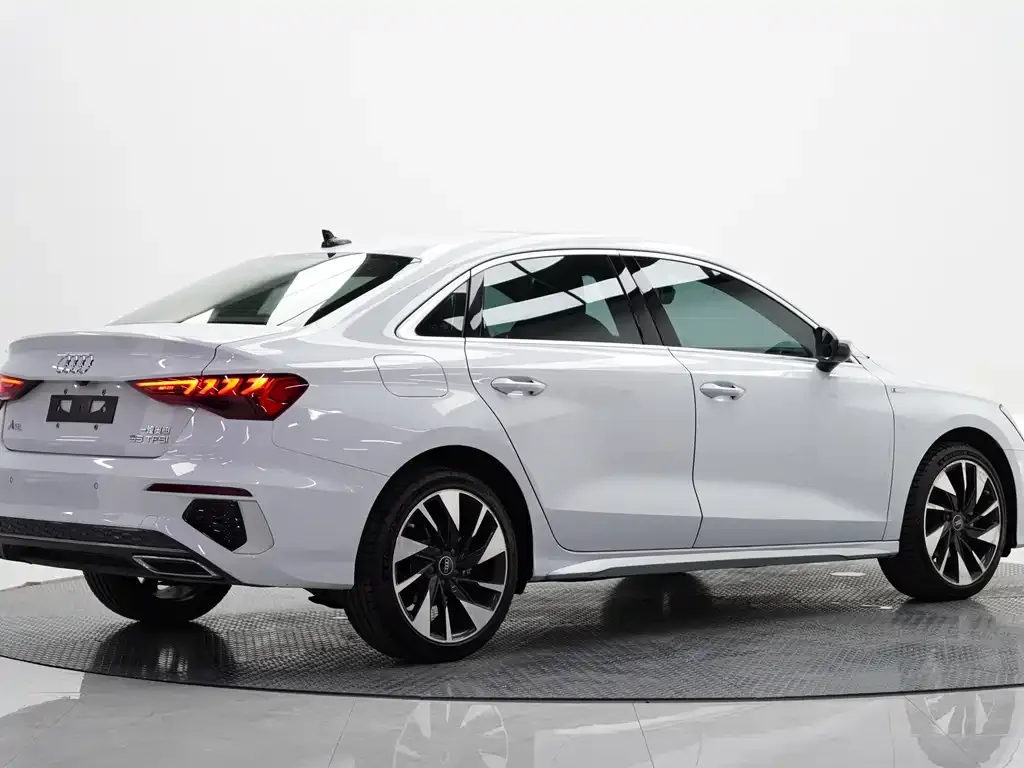 Audi A3 2022 из CN, фото 5