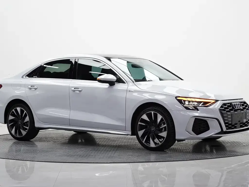 Audi A3 2022 из CN, фото 6