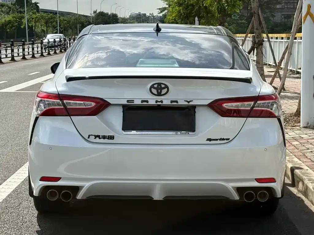 Toyota Camry 2024 из CN, фото 8