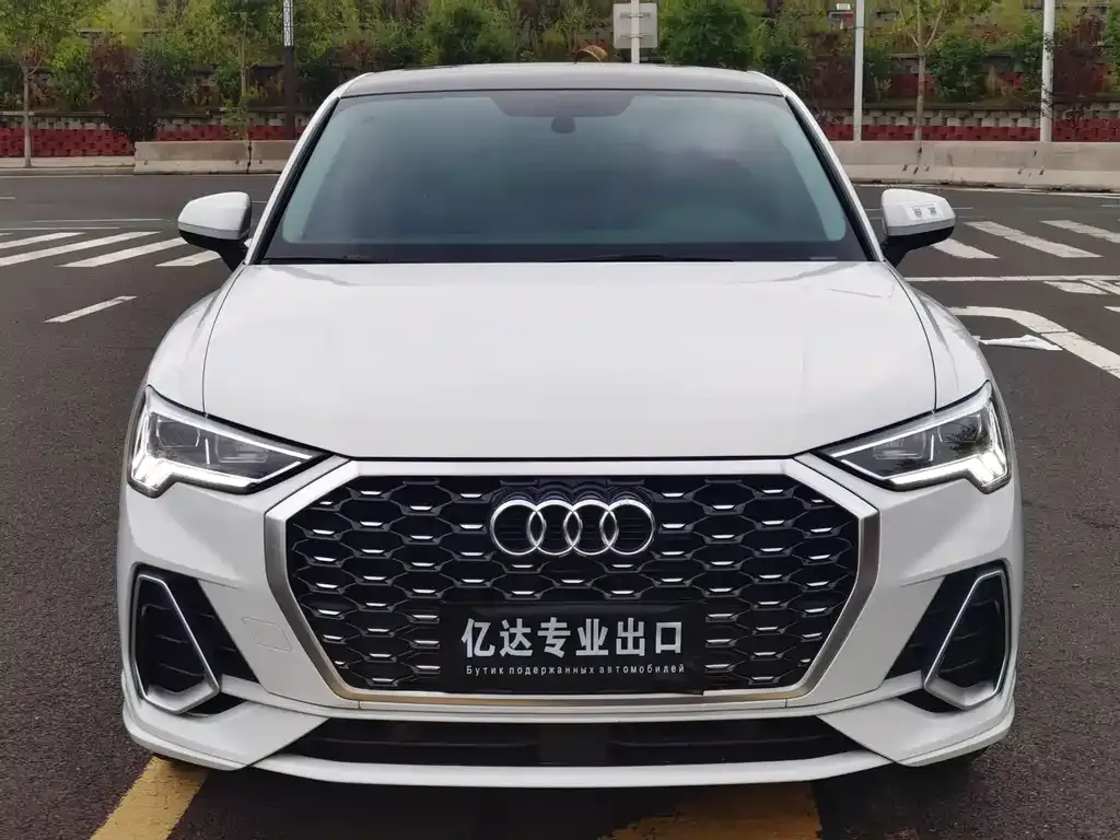 Audi Q3 Sportback — фото 2