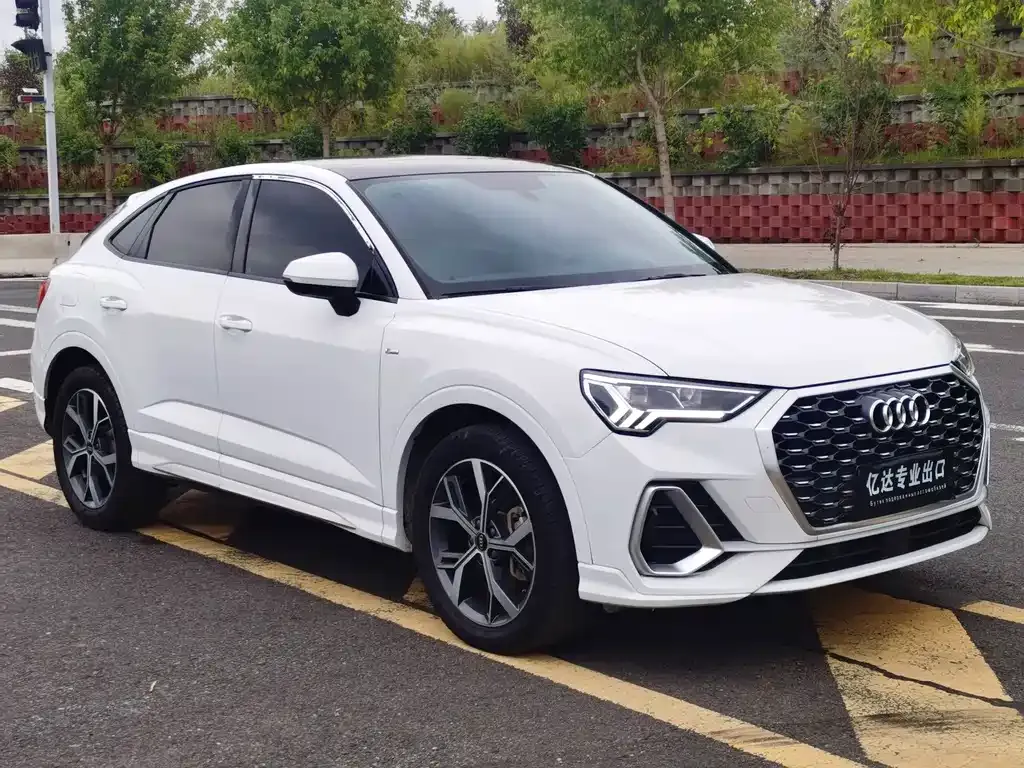 Audi Q3 Sportback — фото 3