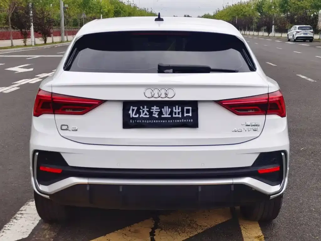 Audi Q3 Sportback — фото 6