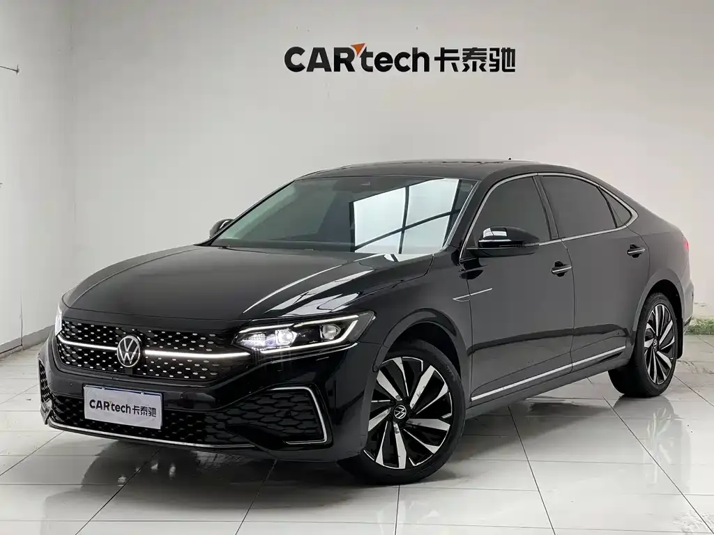 Volkswagen Passat 2022 из CN, фото 1