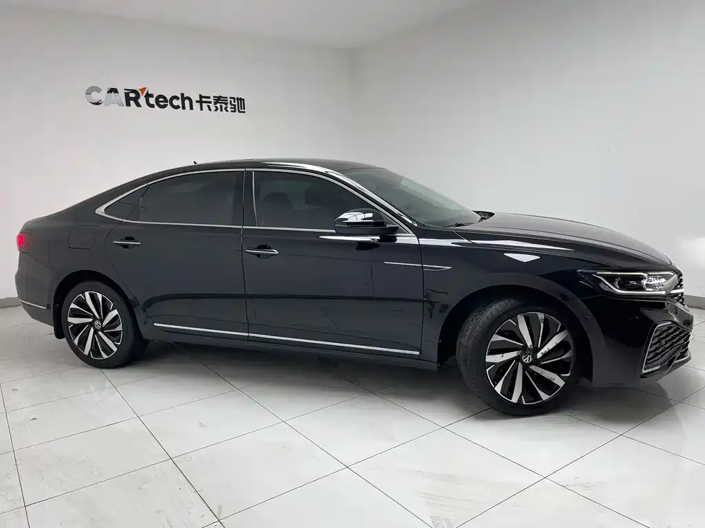 Volkswagen Passat 2022 из CN, фото 4
