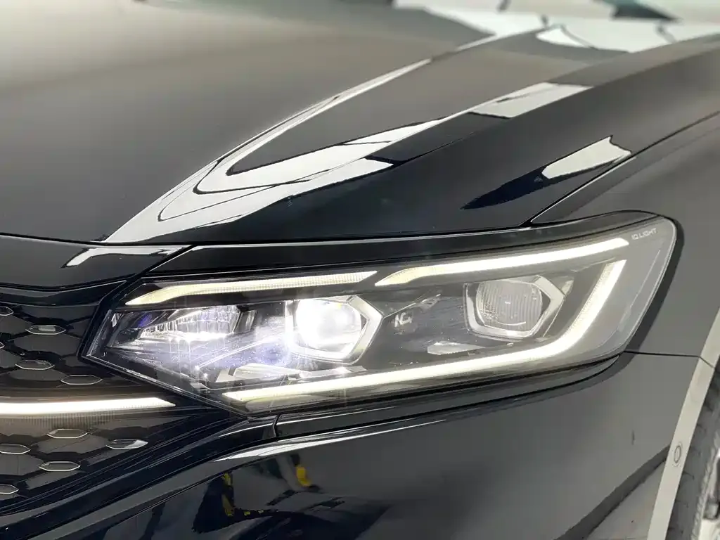 Volkswagen Passat 2022 из CN, фото 6
