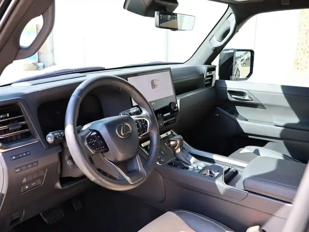 Lexus GX 2025 из CN, фото 7
