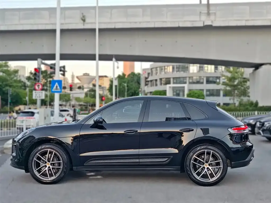 Porsche Macan 2023 из CN, фото 3