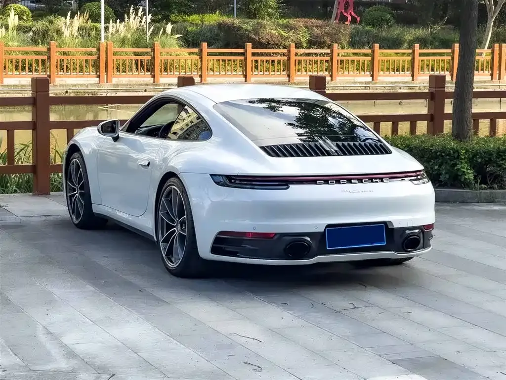 Porsche 911 2025 из CN, фото 7
