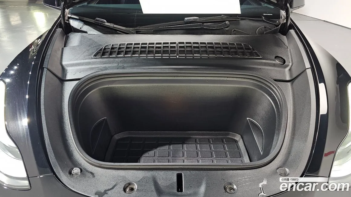 Tesla Model Y 2024 из KR, фото 6