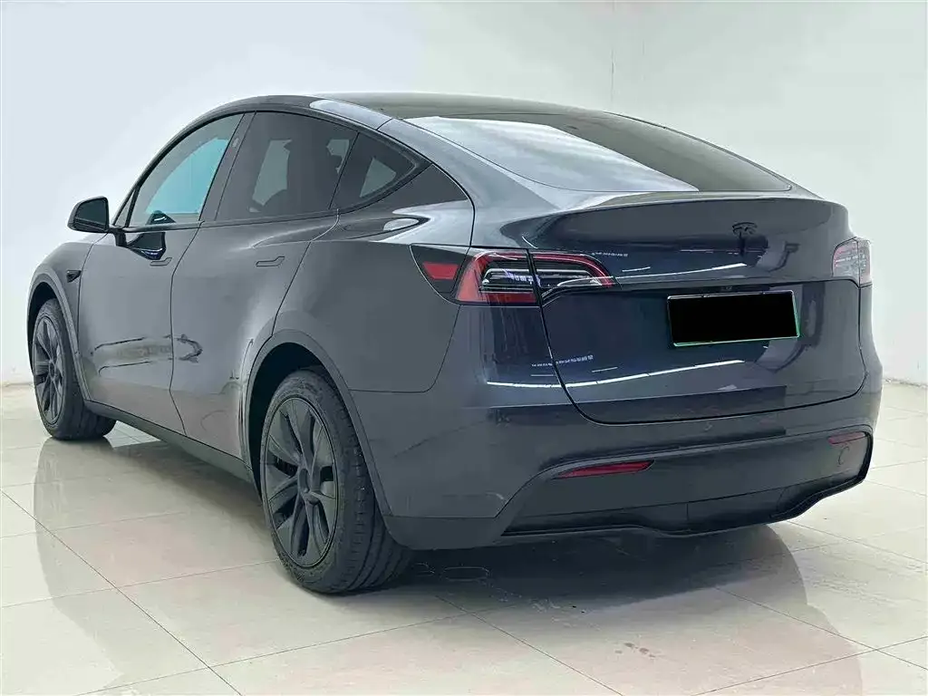 Tesla Model Y 2024 из CN, фото 5