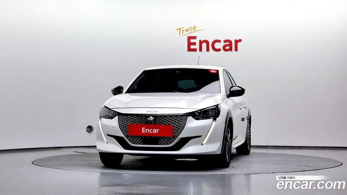 Peugeot 208 2022 из KR, фото 3