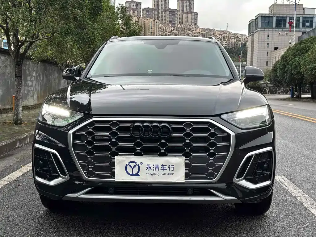 Audi Q5L 2023 из CN, фото 2